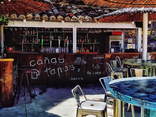 Una terraza de obligada visita en Cuenca, la Terraza de Grotte